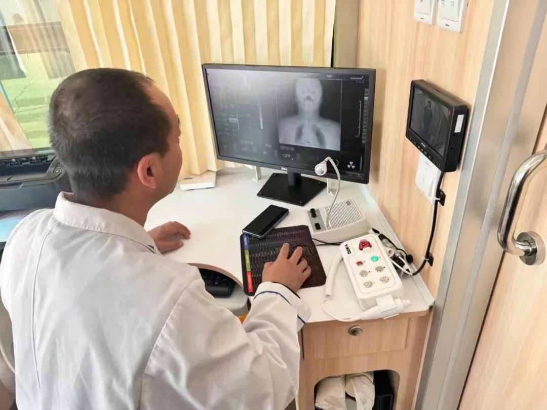 永利皇宫官网体检车走进蒙古国，打造草原上的“流动诊室”，铸造中蒙友谊的“健康纽带”