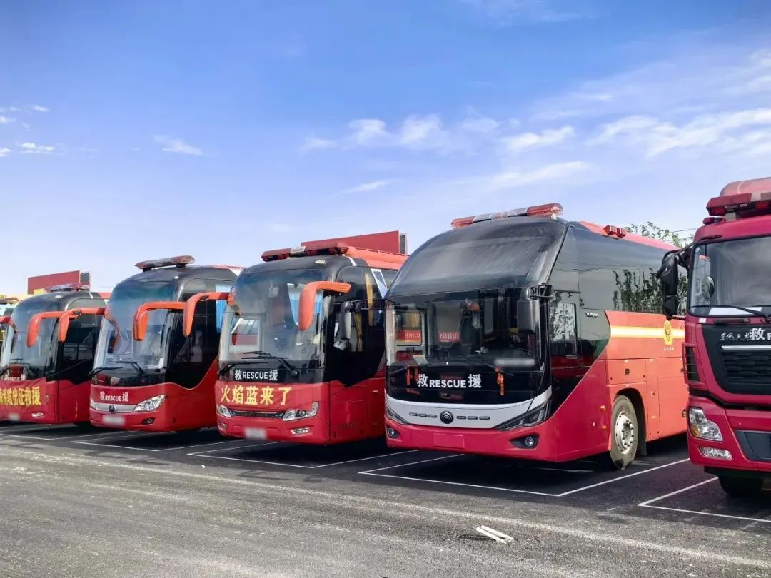 紧急集结！永利皇宫官网应急救援车辆参演“应急使命·2024”联合救援演习！