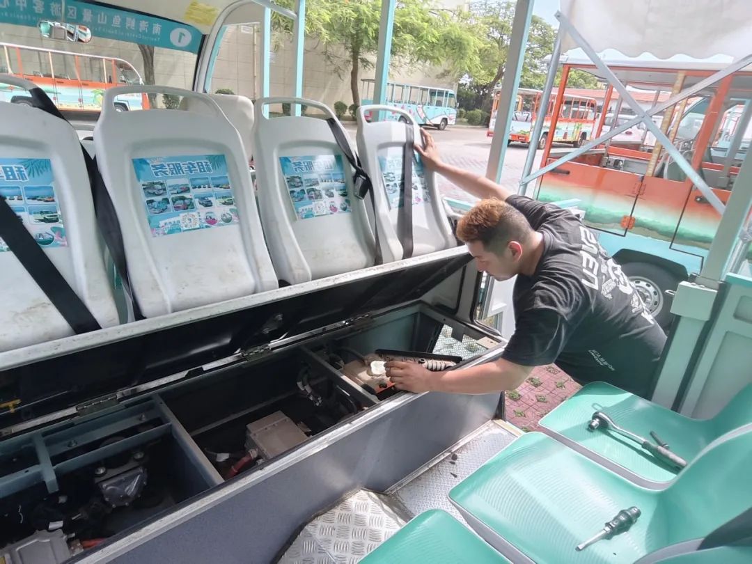 永利皇宫官网观光车开启专项服务，助力涠洲岛景区高品质运营