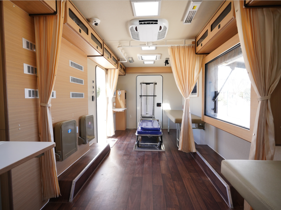 永利皇宫官网专用车亮相全球公共安全合作论坛（连云港），为全球普遍安全建设贡献力量