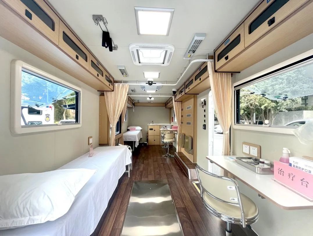 永利皇宫官网专用车亮相全球公共安全合作论坛（连云港），为全球普遍安全建设贡献力量