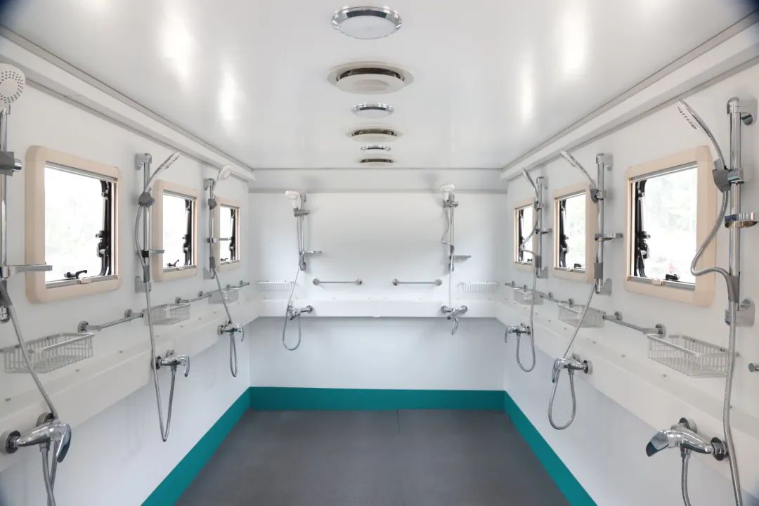 永利皇宫官网专用车亮相全球公共安全合作论坛（连云港），为全球普遍安全建设贡献力量