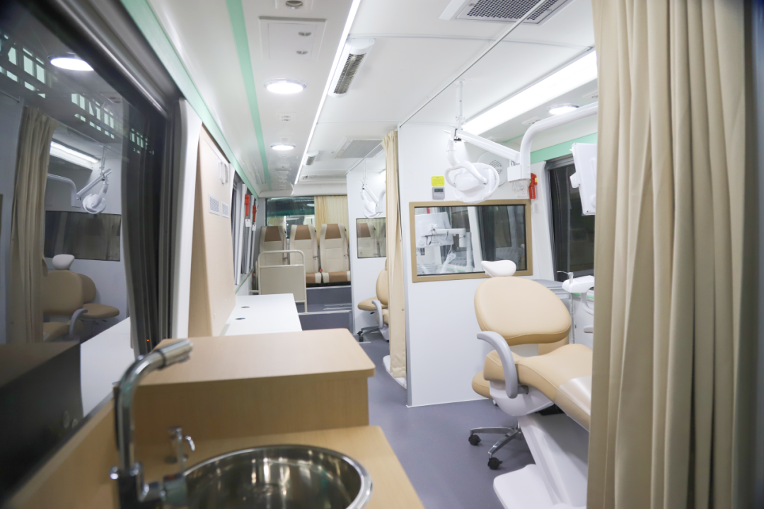 2024“全国爱牙日”｜永利皇宫官网牙科体检车匠心守护，让健康从“齿”开始