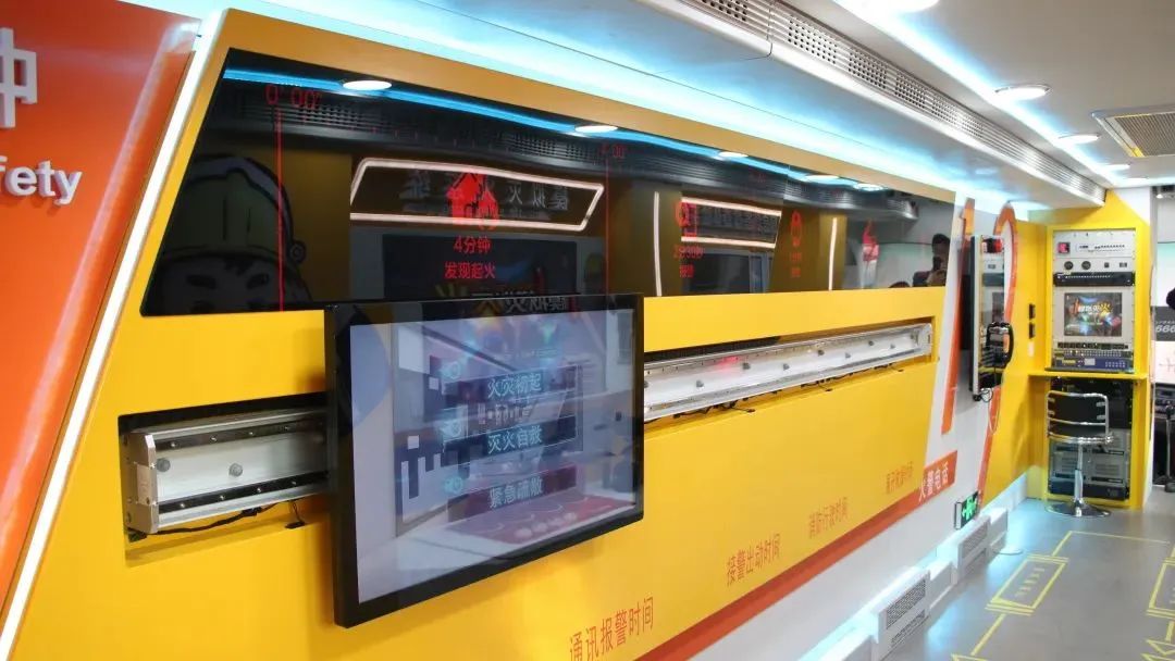 安全守护成长，永利皇宫官网宣传消防车助力消防安全“开学第一课”！