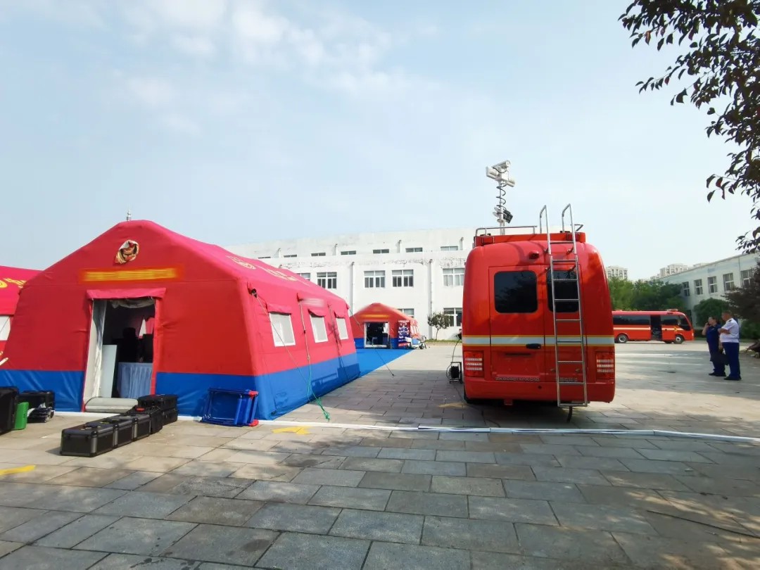 专业支撑专业，永利皇宫官网勘察消防车参演2024年度山东全省消防监督岗位演练活动！