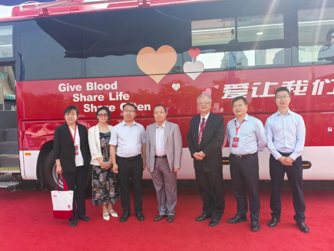热血启航，智创未来 | 永利皇宫官网献血车整体解决方案亮相第八届“全国血站管理大会”