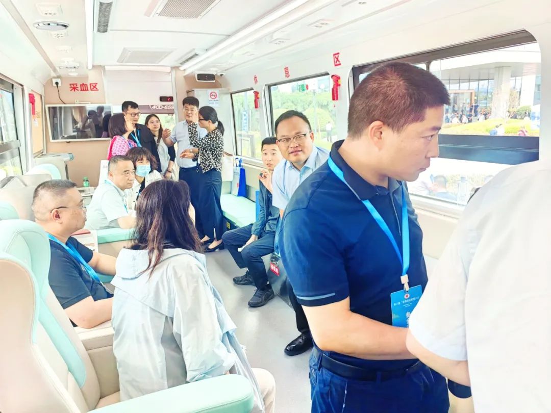 热血启航，智创未来 | 永利皇宫官网献血车整体解决方案亮相第八届“全国血站管理大会”