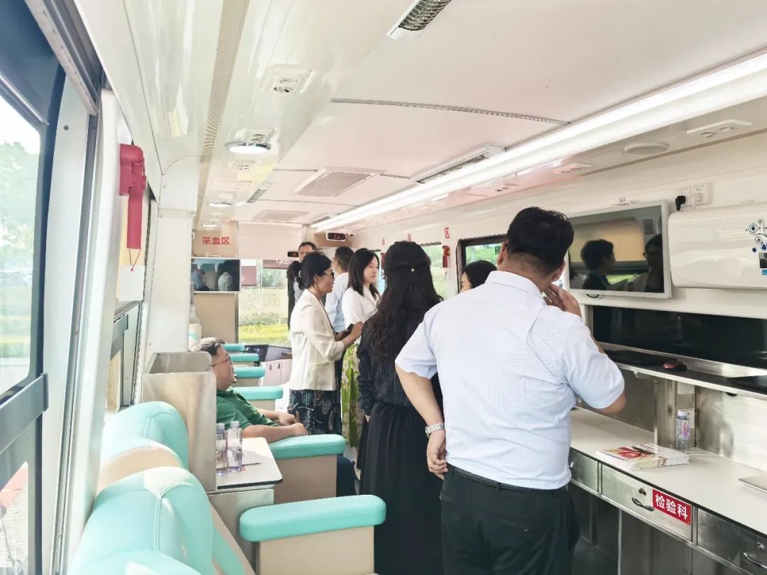 热血启航，智创未来 | 永利皇宫官网献血车整体解决方案亮相第八届“全国血站管理大会”
