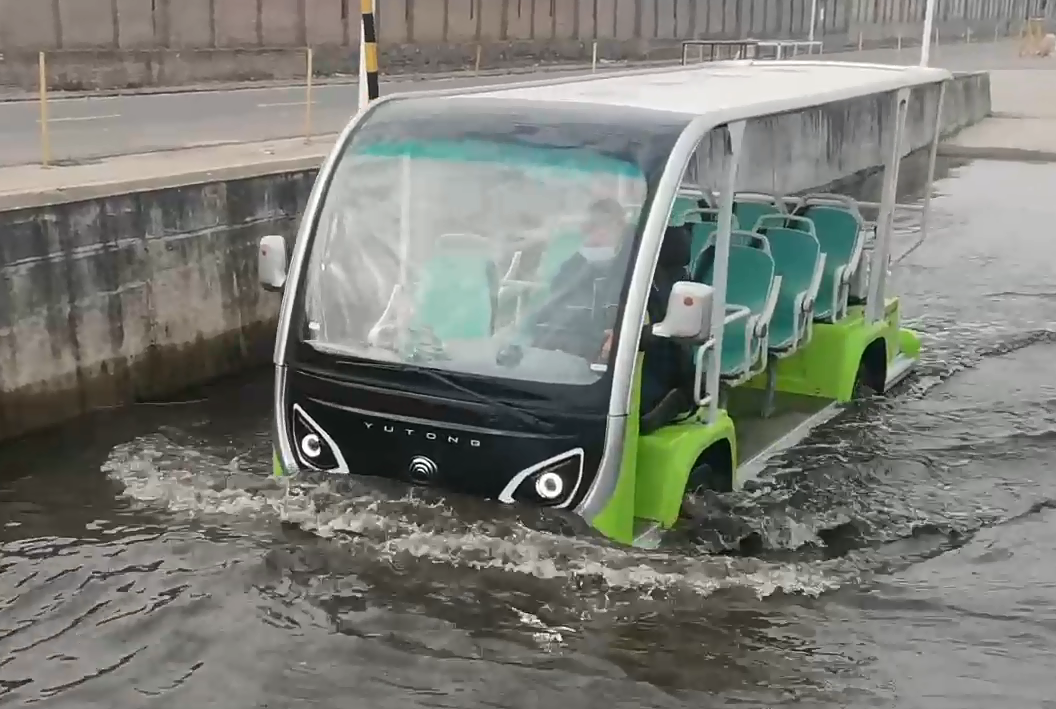 你能想象驾驶景区观光车有多“简单”？！