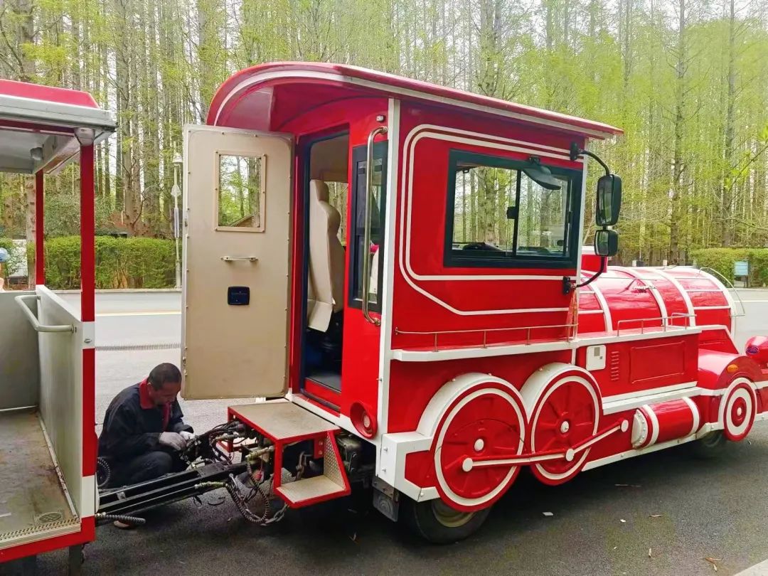 永利皇宫官网专用车“新能源安全月”服务进行中，助力景区迎战旅游高峰！