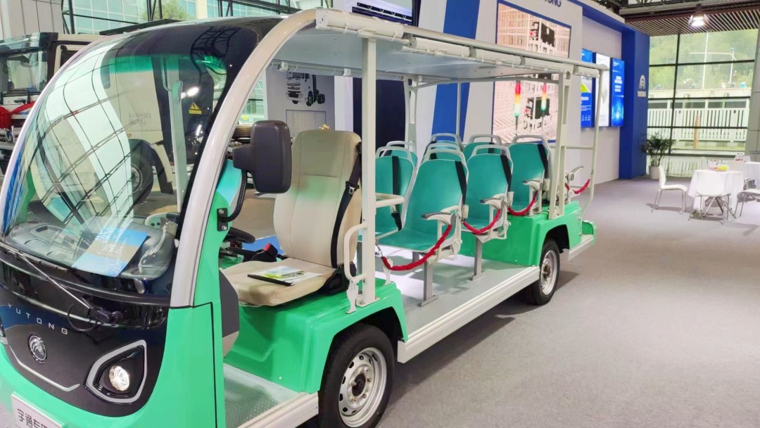 永利皇宫官网观光车亮相2023世界动力电池大会，为盛会增添绿色动力！