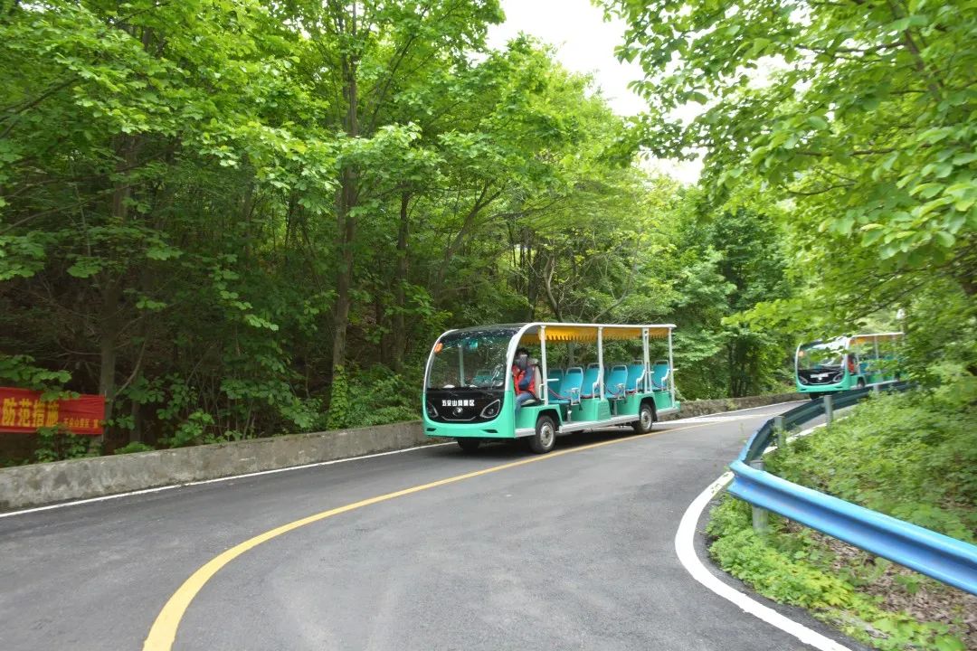 永利皇宫官网观光车亮相2023世界动力电池大会，为盛会增添绿色动力！