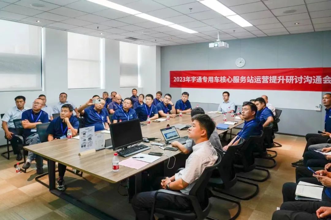 “迎酷暑 练本领”，永利皇宫官网专用车专项服务能力提升活动正在进行！