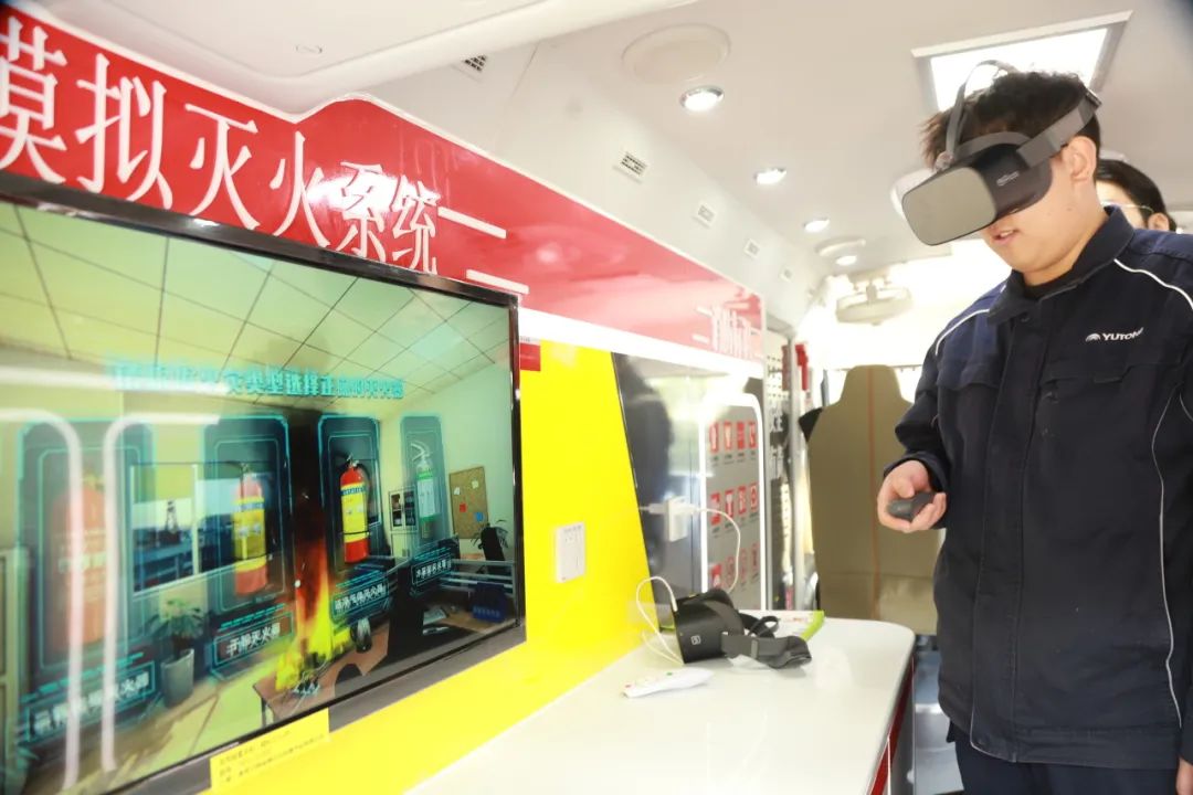 “119”全国消防日，永利皇宫官网消防宣传车打造沉浸式消防宣传新模式！