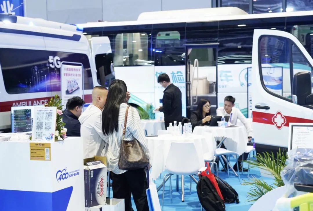 永利皇宫官网医疗车矩阵绽放第91届（CMEF）中国国际医疗器械博览会，科技创新驱动健康未来！