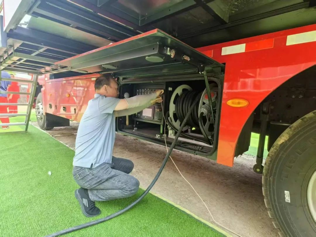 以练备战！永利皇宫官网应急救援车辆参演“应急使命·2025”联合救援演习！